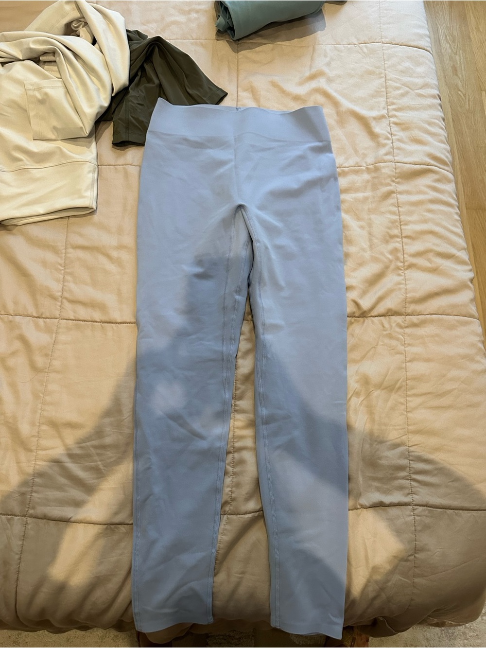 Le Ore Leggings NWOT